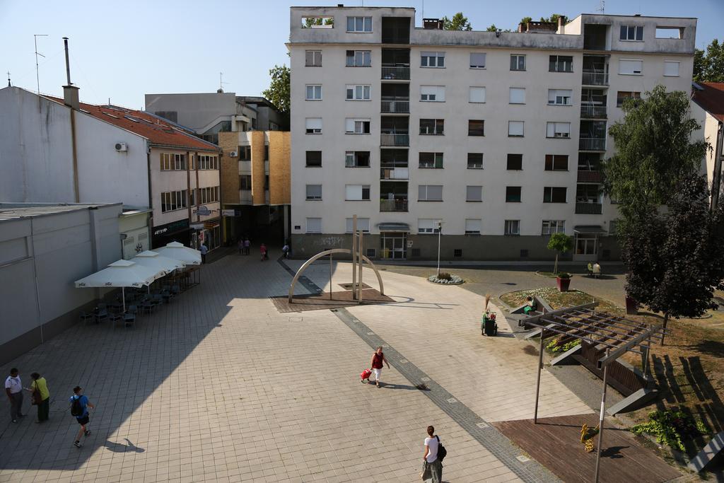 Apartment Travego II Osijek Quarto foto