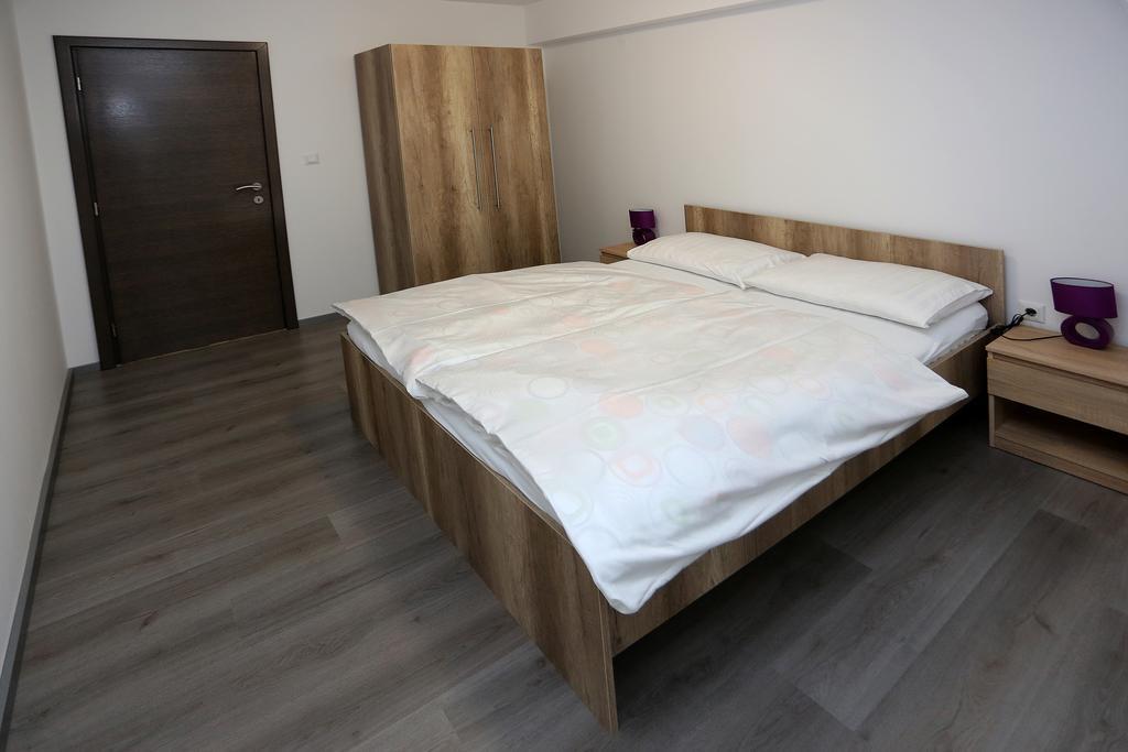 Apartment Travego II Osijek Quarto foto