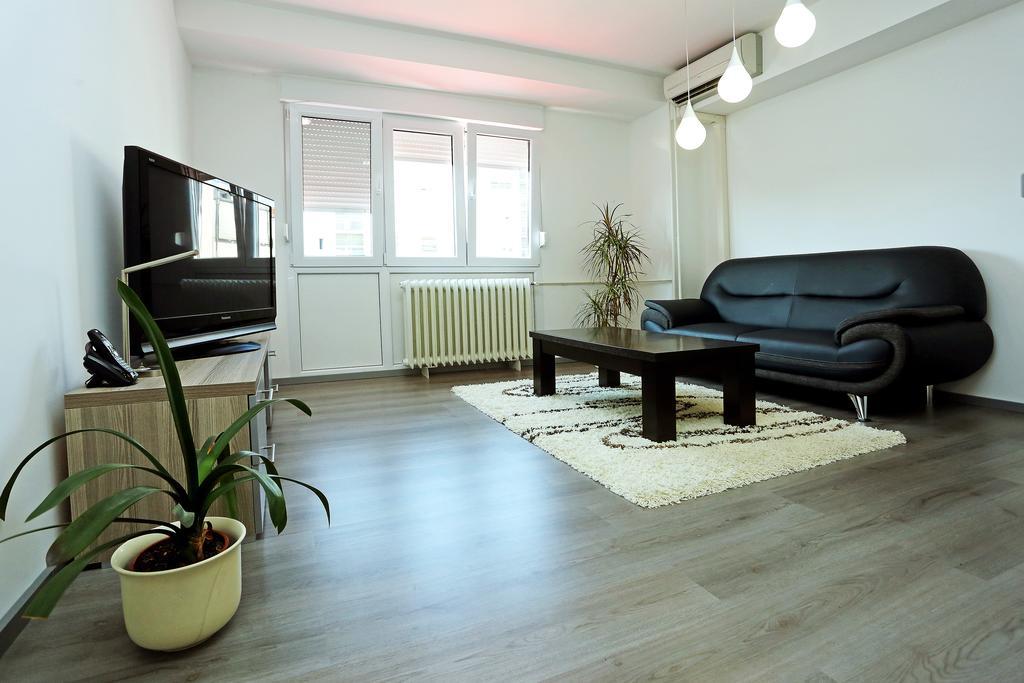 Apartment Travego II Osijek Quarto foto